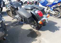 2001 HONDA VT1100 C2