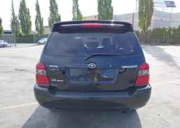 2005 TOYOTA HIGHLANDER LIMITED