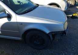 2001 VOLKSWAGEN GOLF