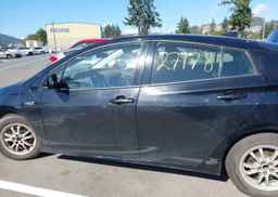 2020 TOYOTA PRIUS
