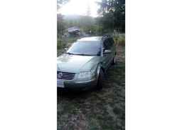 2004 VOLKSWAGEN PASSAT GLS
