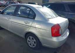 2010 HYUNDAI ACCENT GLS