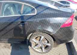 2012 VOLVO S60