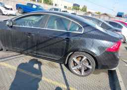 2012 VOLVO S60