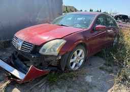 2004 NISSAN MAXIMA SE
