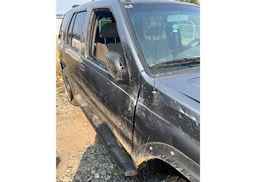 2004 NISSAN PATHFINDER LE