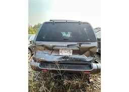 2004 NISSAN PATHFINDER LE