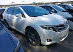 2013 TOYOTA VENZA LE