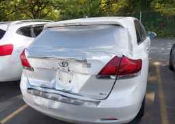 2013 TOYOTA VENZA LE