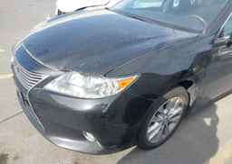 2013 LEXUS ES 300H