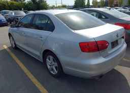 2013 VOLKSWAGEN JETTA TDI