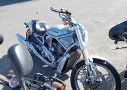 2012 HARLEY-DAVIDSON VRSCDXA ANNIVERSARY