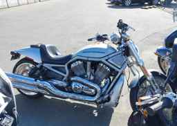 2012 HARLEY-DAVIDSON VRSCDXA ANNIVERSARY