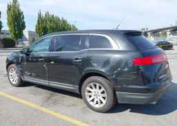 2014 LINCOLN MKT