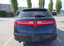 2014 LINCOLN MKT