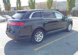 2014 LINCOLN MKT
