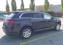 2014 LINCOLN MKT