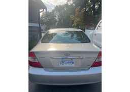 2004 TOYOTA CAMRY