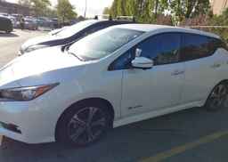 2018 NISSAN LEAF
