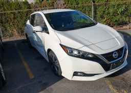 2018 NISSAN LEAF