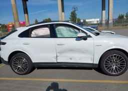2023 PORSCHE CAYENNE E HYBRID COUPE