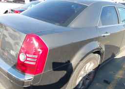 2010 CHRYSLER 300