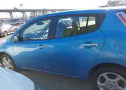 2014 NISSAN LEAF