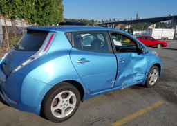 2014 NISSAN LEAF
