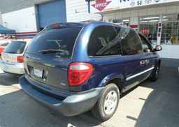 2001 DODGE CARAVAN SE