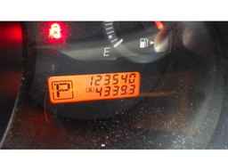2010 NISSAN VERSA