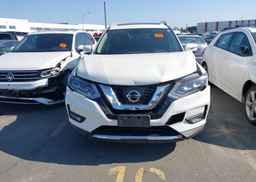2017 NISSAN ROGUE SV