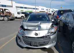 2013 MAZDA 3 I