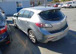 2013 MAZDA 3 I