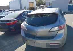 2013 MAZDA 3 I