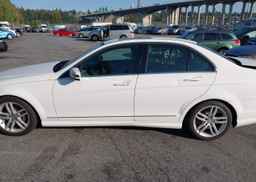 2013 MERCEDES-BENZ C 300 4MATIC