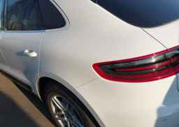 2017 PORSCHE MACAN S