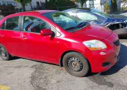 2010 TOYOTA YARIS