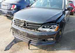 2017 VOLKSWAGEN JETTA SE
