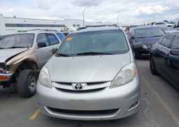 2008 TOYOTA SIENNA CE