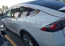 2020 TESLA MODEL X