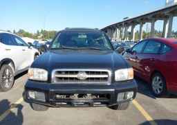 2001 NISSAN PATHFINDER LE