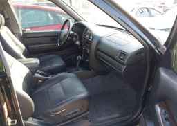 2001 NISSAN PATHFINDER LE