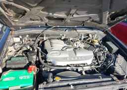 2001 NISSAN PATHFINDER LE