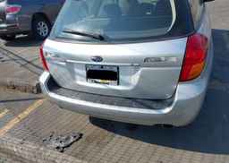 2005 SUBARU LEGACY 2.5I