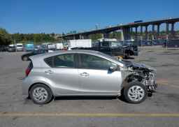2019 TOYOTA PRIUS