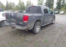 2014 NISSAN TITAN