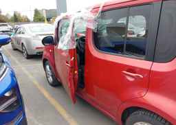 2010 NISSAN CUBE
