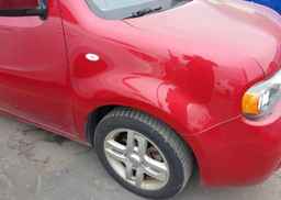 2010 NISSAN CUBE