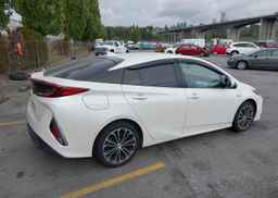 2019 TOYOTA PRIUS