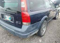2004 VOLVO V70 XC